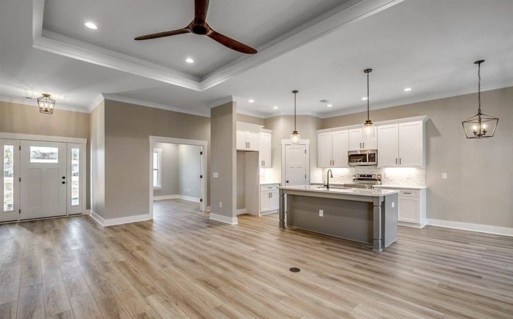 5653 Highway 668  Photo 16