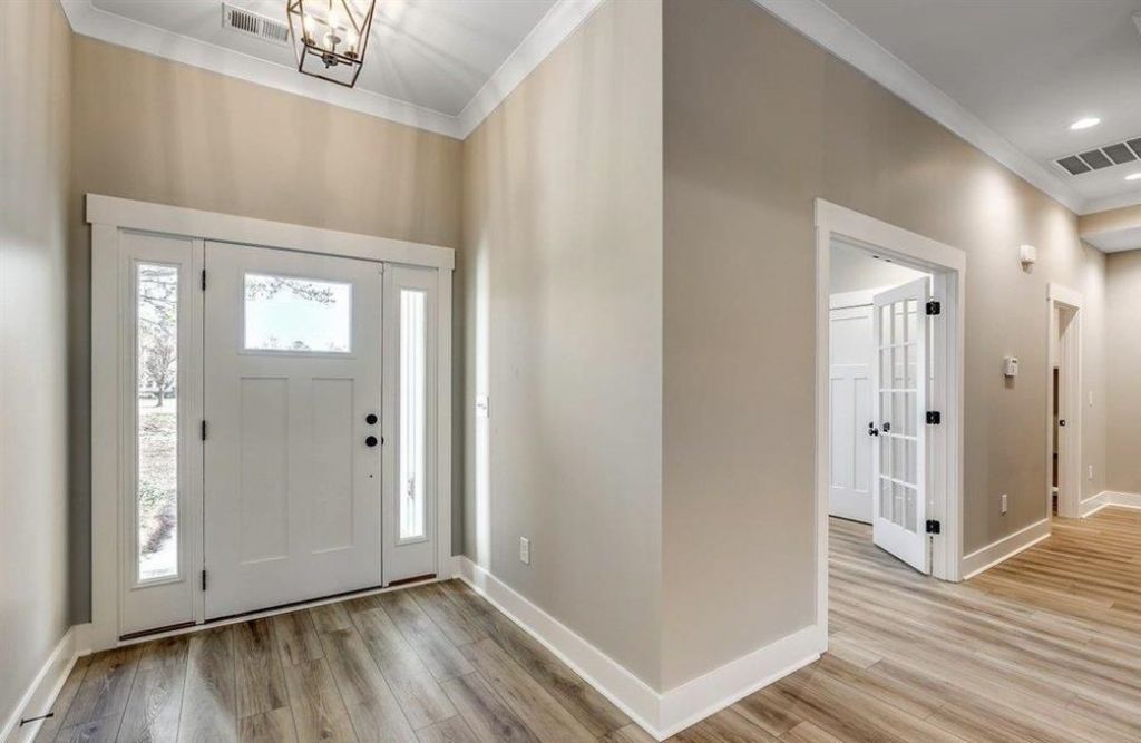 5653 Highway 668  Photo 17