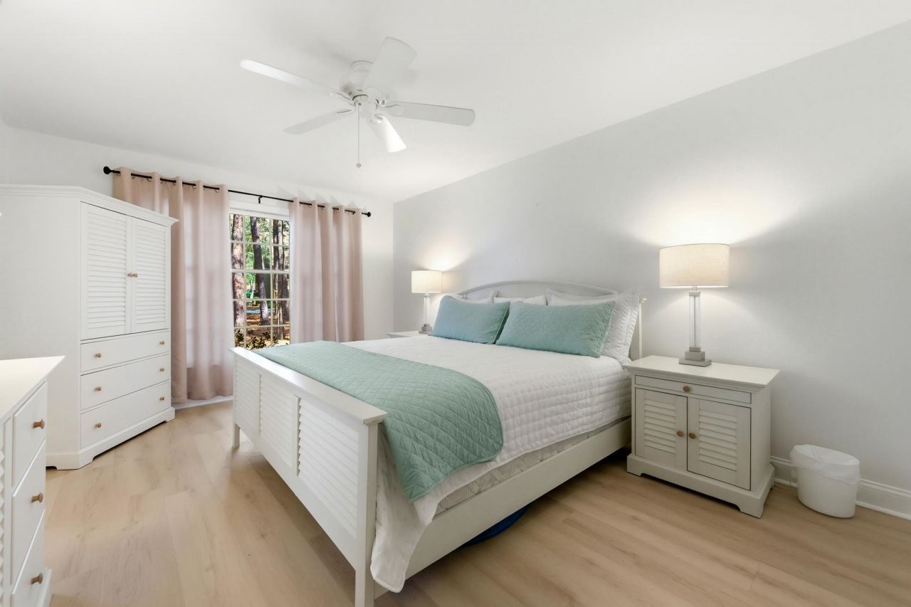 225 Tanglewood Dr.  Photo 16