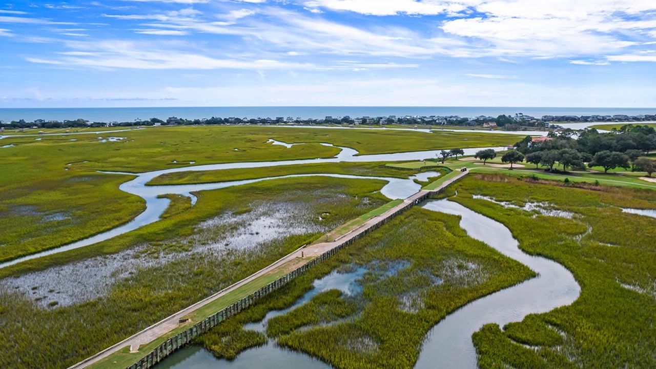 225 Tanglewood Dr.  Photo 38