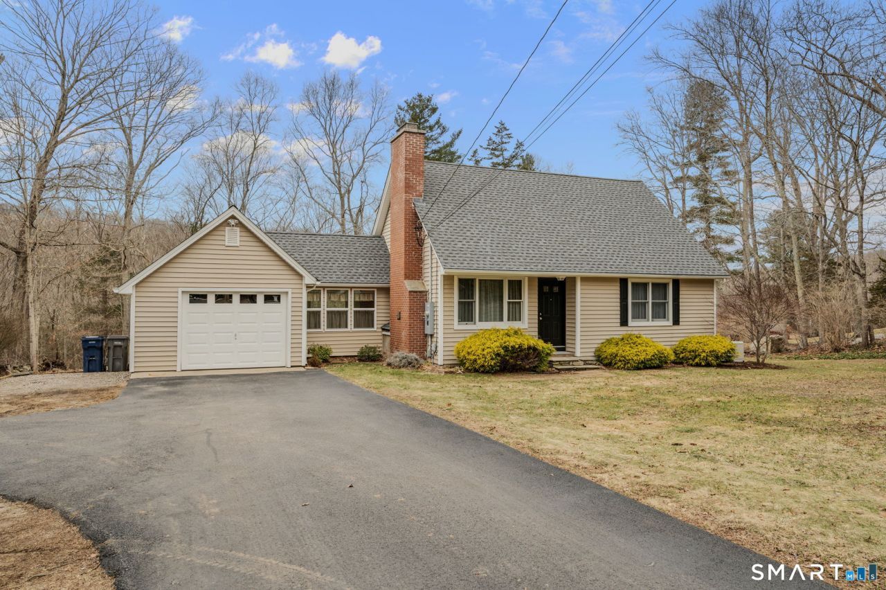 215 Haywardville, East Haddam, CT 06415 Main Photo