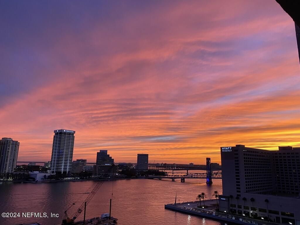 400 E Bay Street, Unit 402, Jacksonville, FL 32202 Photo