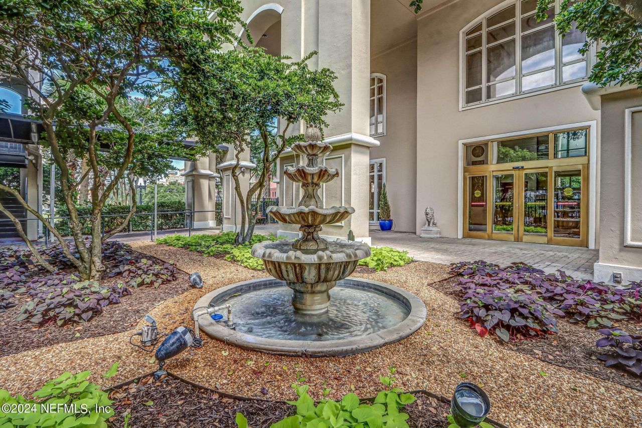 400 E Bay Street, Unit 402, Jacksonville, FL 32202 Photo