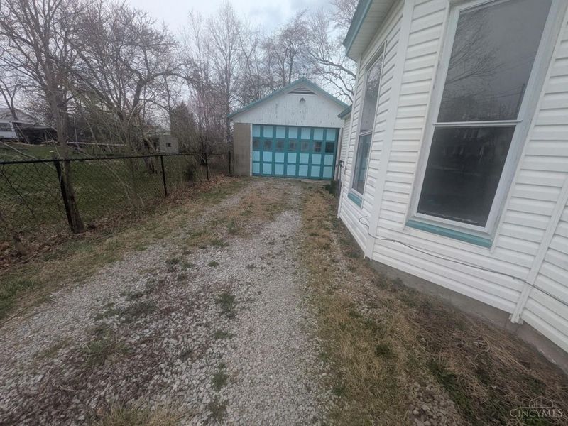 510 W Walnut Street, Franklin Twp, OH 45120 Photo 2