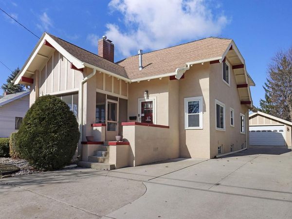 125 Kendall STREET, Burlington, WI 53105