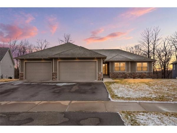 249 Vista Circle, River Falls, WI 54022