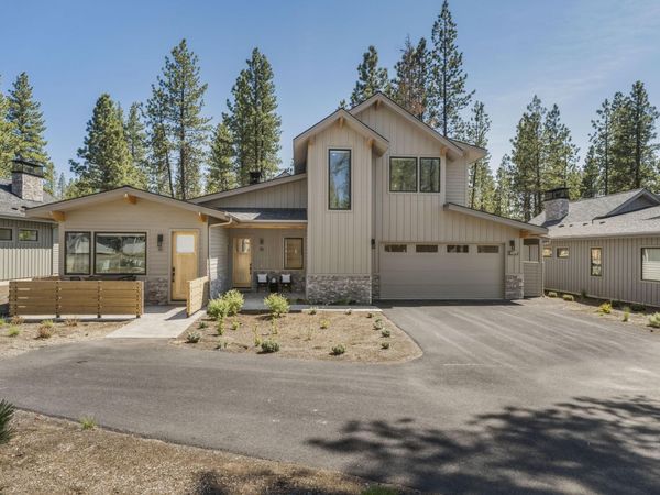18171 Forestbrook Loop, Unit 9, Bend, OR 97707