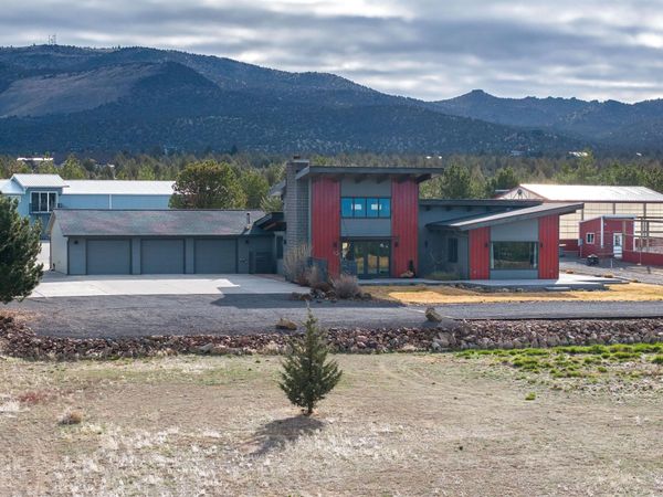 11301 SW Robinson Lane, Powell Butte, OR 97753