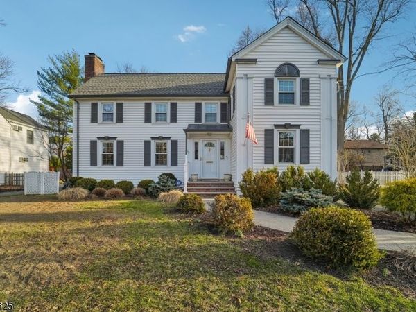 27 Fairview Ave, West Orange, NJ 07052