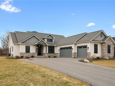 4285 Cindy Lane, Syracuse, NY 13215