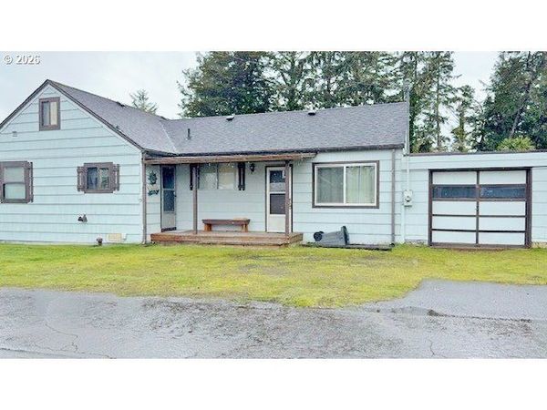 616 24TH AVE, Seaside, OR 97138