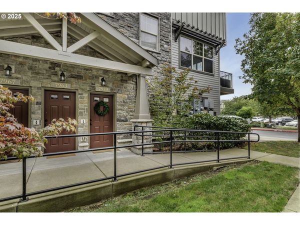 7959 NE ROCKNE WAY, Hillsboro, OR 97006