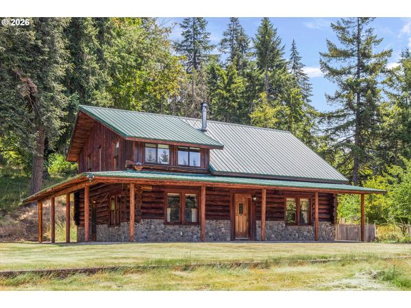 3805 BRIAR KNOB LOOP, Scotts Mills, OR 97375
