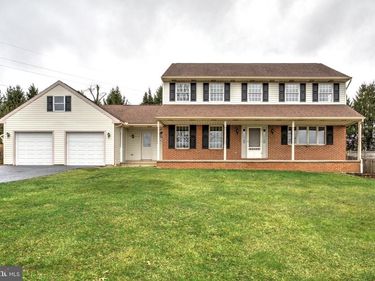 1806 BRIARCREEK LANE, MIDDLETOWN, PA 17057