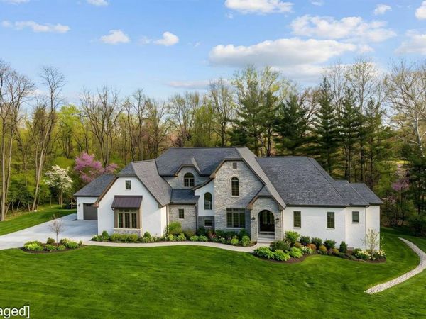 2 Abbey Place, Cincinnati, OH 45243