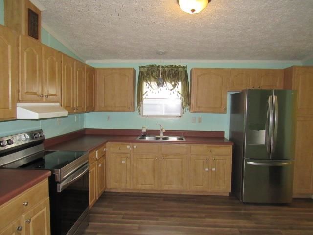 2700 Capricorn Dr.  Photo 11