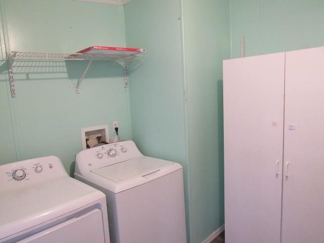 2700 Capricorn Dr.  Photo 13