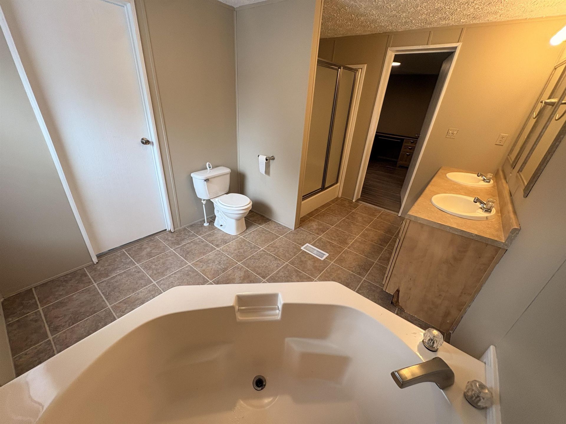 2700 Capricorn Dr. Photo 42