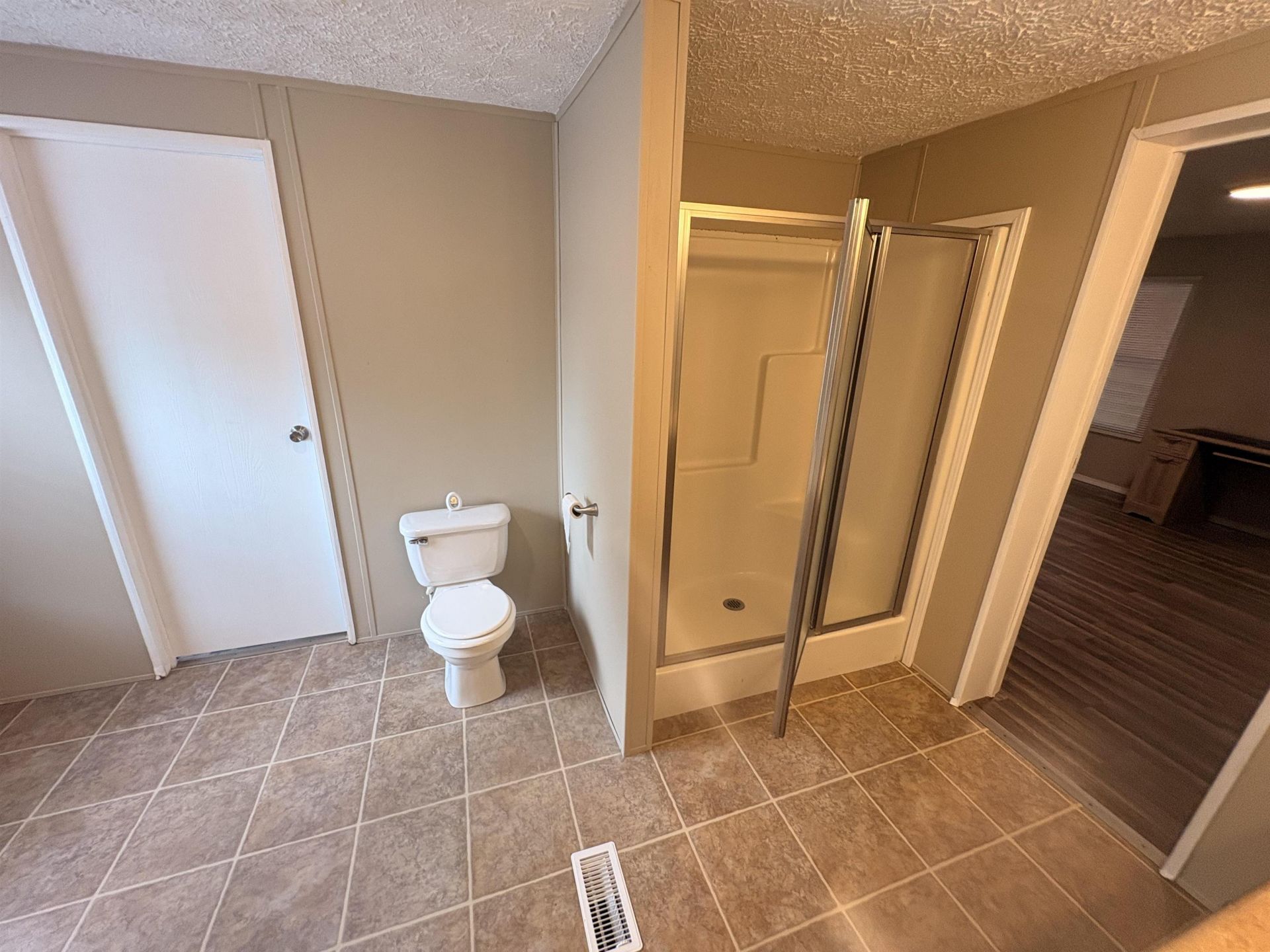 2700 Capricorn Dr. Photo 44