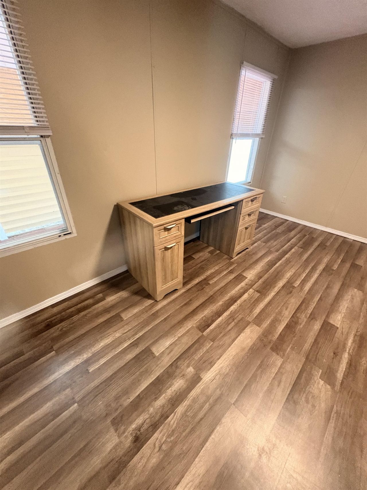 2700 Capricorn Dr. Photo 48
