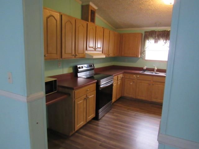 2700 Capricorn Dr.  Photo 6