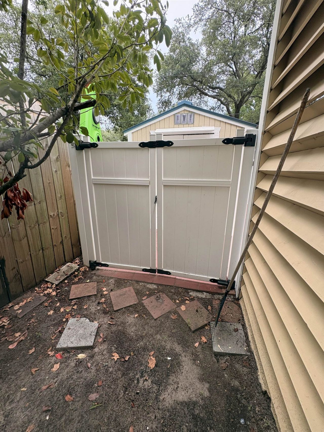 2700 Capricorn Dr. Photo 64