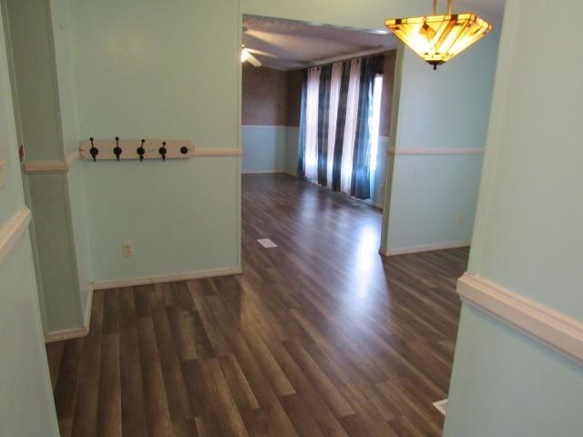 2700 Capricorn Dr.  Photo 7