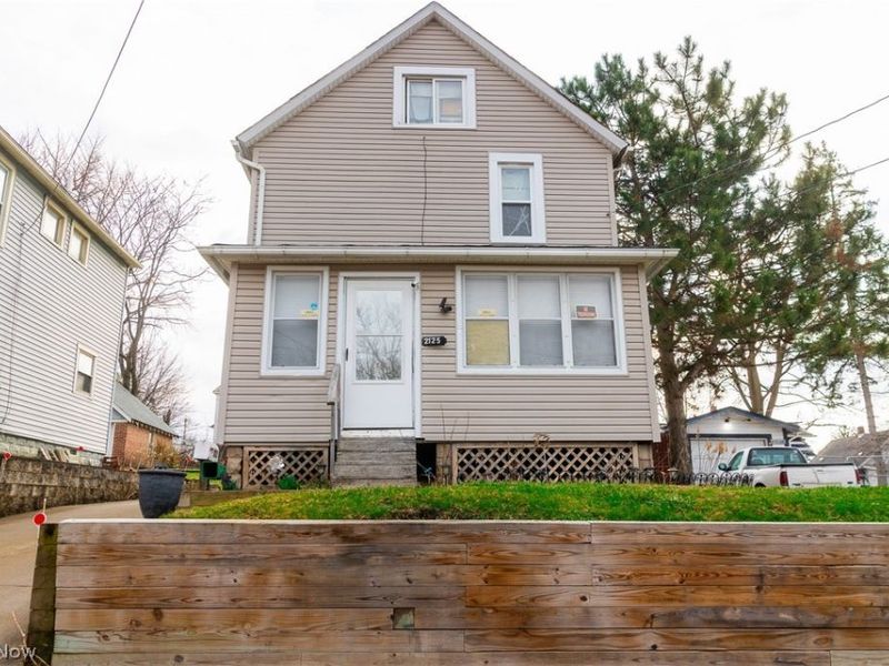 2125 10th Street SW, Akron, OH 44314 Photo 1