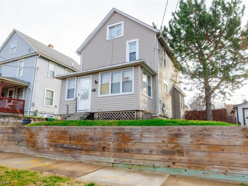 2125 10th Street SW, Akron, OH 44314 Photo 9