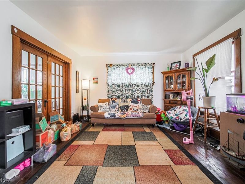 2715 Blair Place SW, Canton, OH 44710 Photo 2