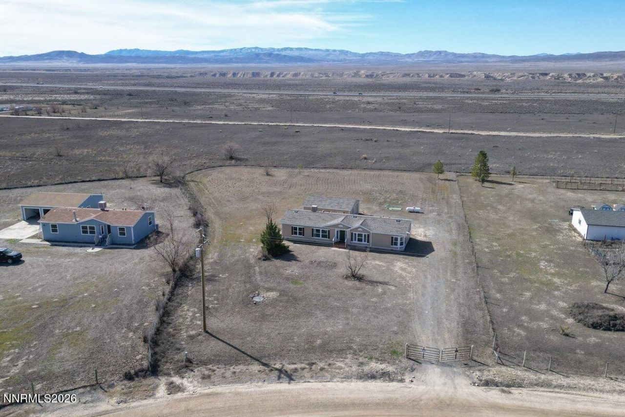 22225 Topaz Lake Lane, Lovelock, NV 89419 Photo