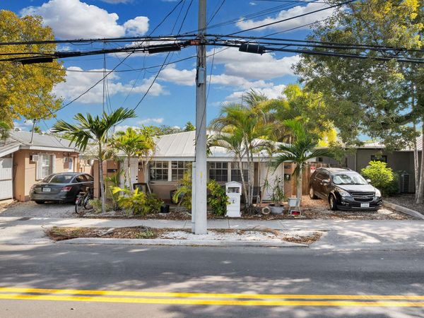 1119 Simonton Street, Unit A2 & C, KEY WEST, FL 33040