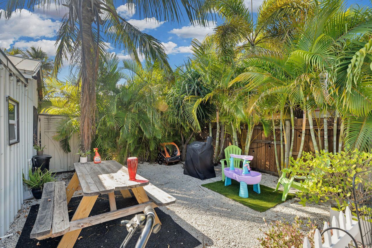 1119 Simonton Street, Unit A2 & C, Key West, FL 33040 Photo