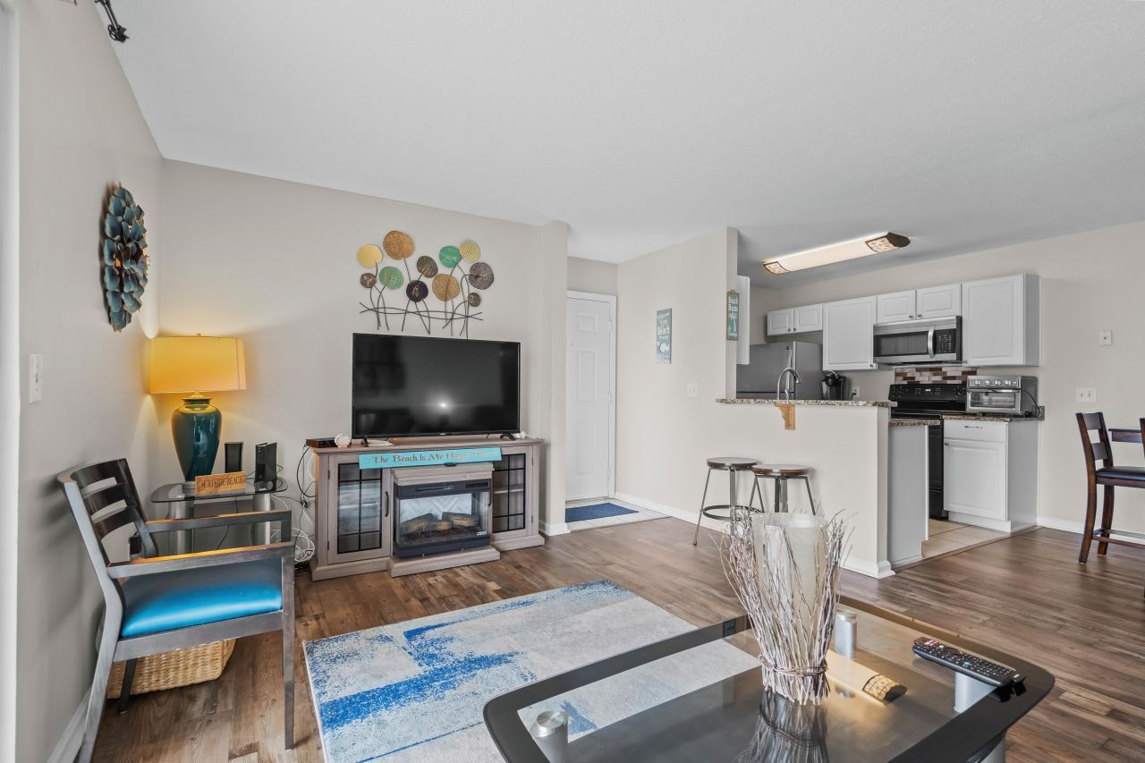 1356 Glenns Bay Rd.  Photo 7