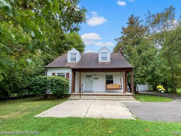 2321 W Wattles Road, Troy, MI 48098