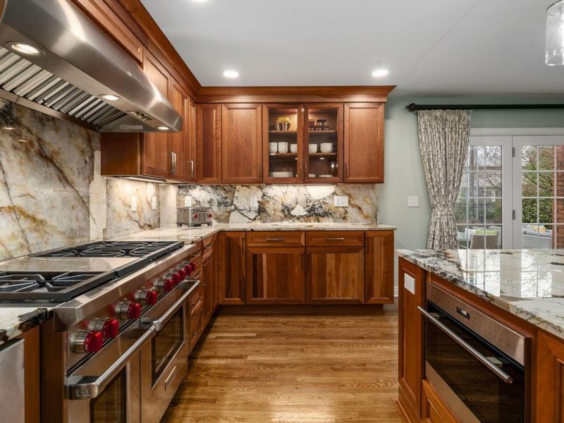 2604 Sherwood Road, Columbus, OH 43209 Photo 16