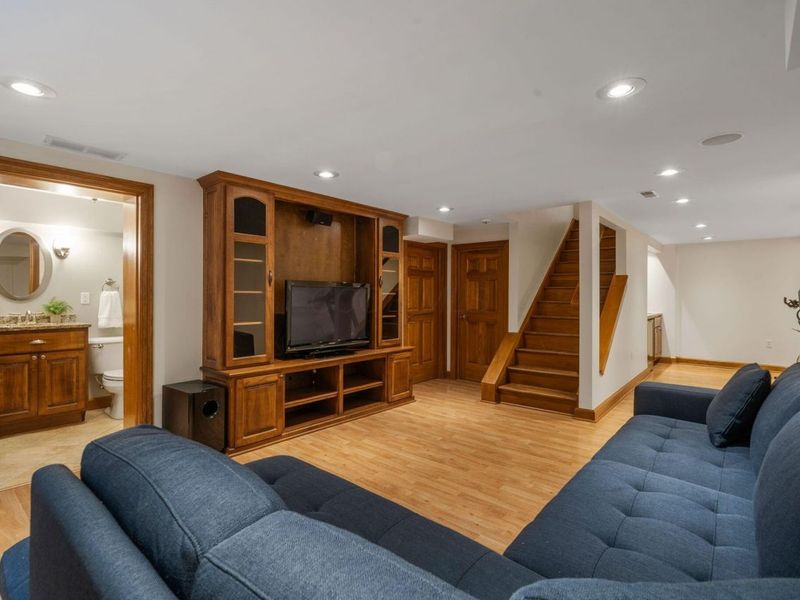 2604 Sherwood Road, Columbus, OH 43209 Photo 50