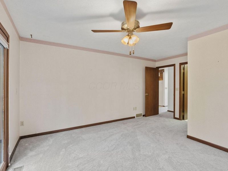 1445 Londondale, Newark, OH 43055 Photo 16