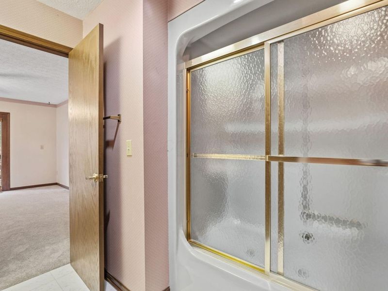 1445 Londondale, Newark, OH 43055 Photo 18