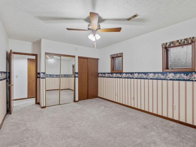 1445 Londondale, Newark, OH 43055 Photo 35