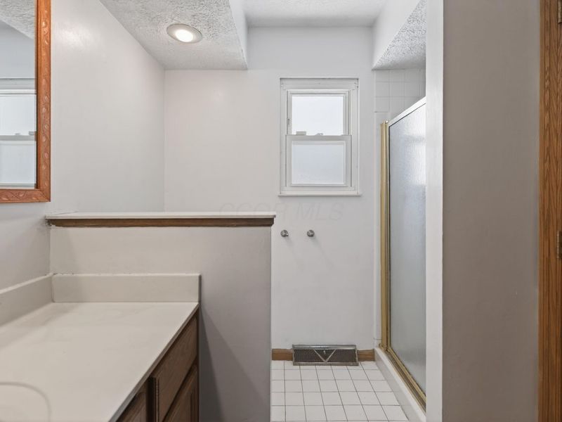 1755 Hillandale Avenue, Columbus, OH 43229 Photo 23