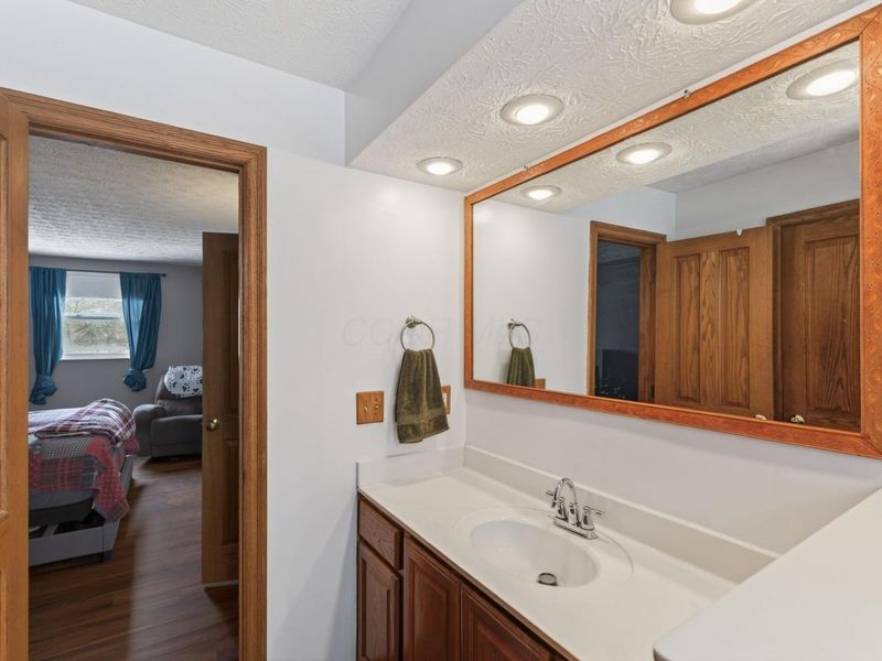 1755 Hillandale Avenue, Columbus, OH 43229 Photo 24