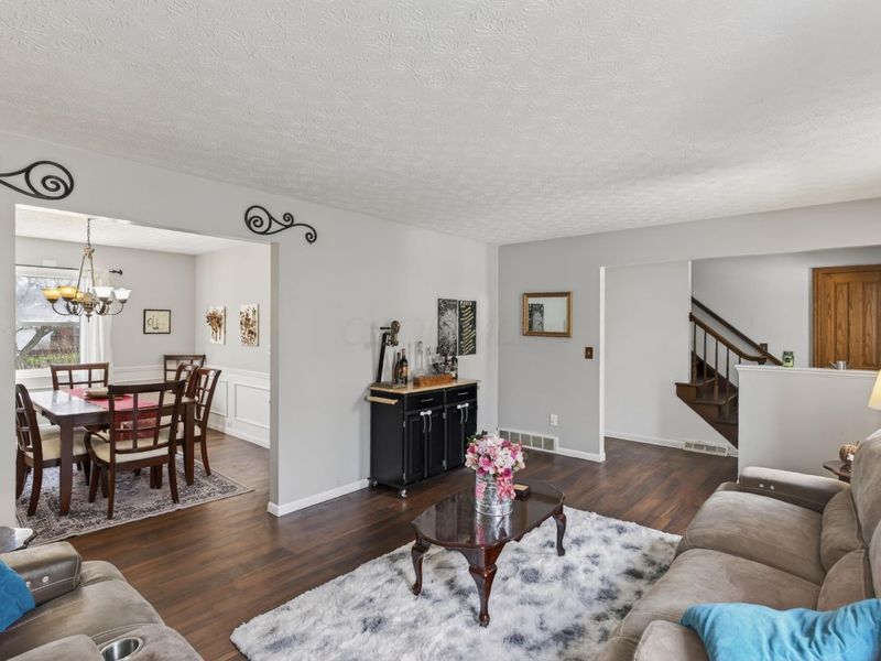 1755 Hillandale Avenue, Columbus, OH 43229 Photo 8