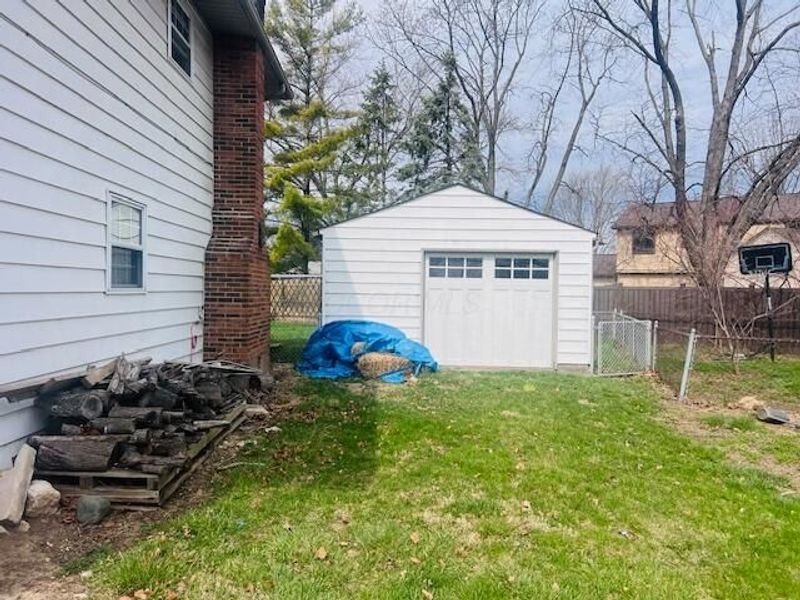 2330 Park Ridge Court, Grove City, OH 43123 Photo 2