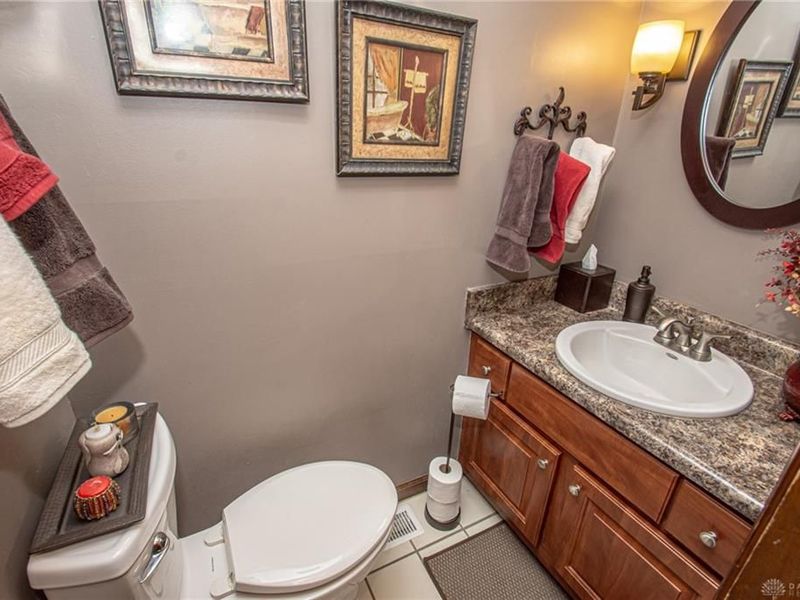 471 Roselake Drive, Centerville, OH 45458 Photo 23