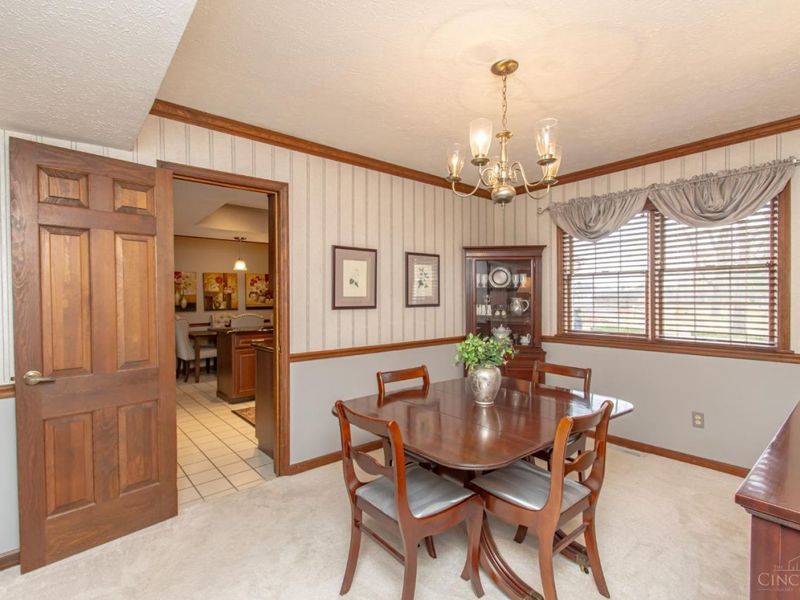 471 Roselake Drive, Centerville, OH 45458 Photo 12