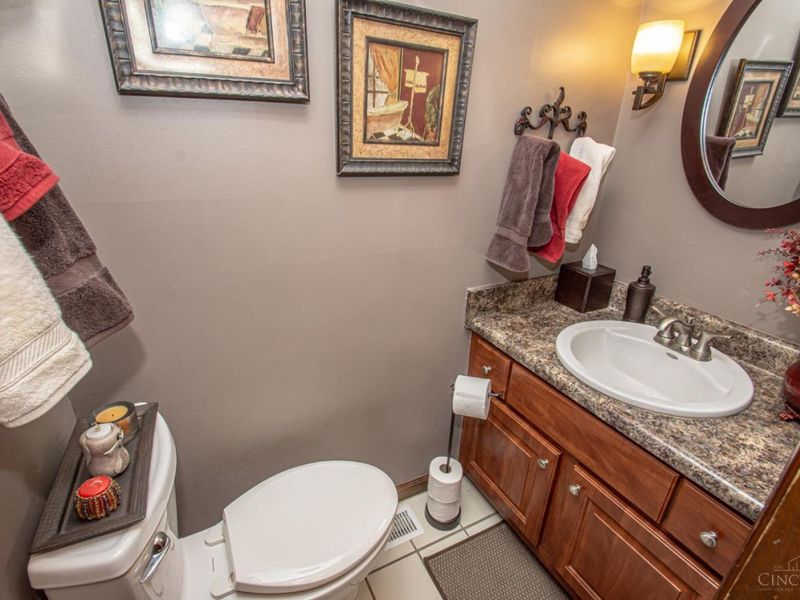 471 Roselake Drive, Centerville, OH 45458 Photo 24