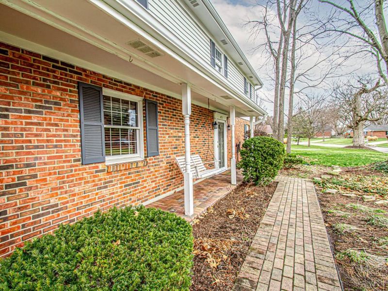 471 Roselake Drive, Centerville, OH 45458 Photo 5