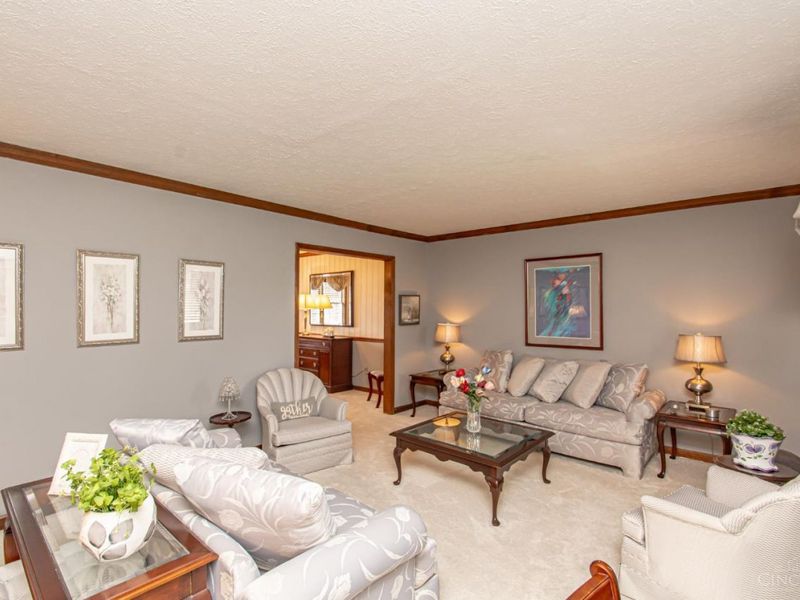 471 Roselake Drive, Centerville, OH 45458 Photo 9