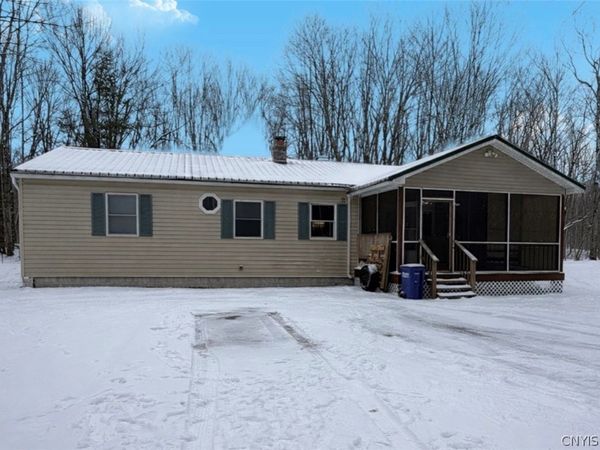 9140 Skinner Road, Lee Center, NY 13363